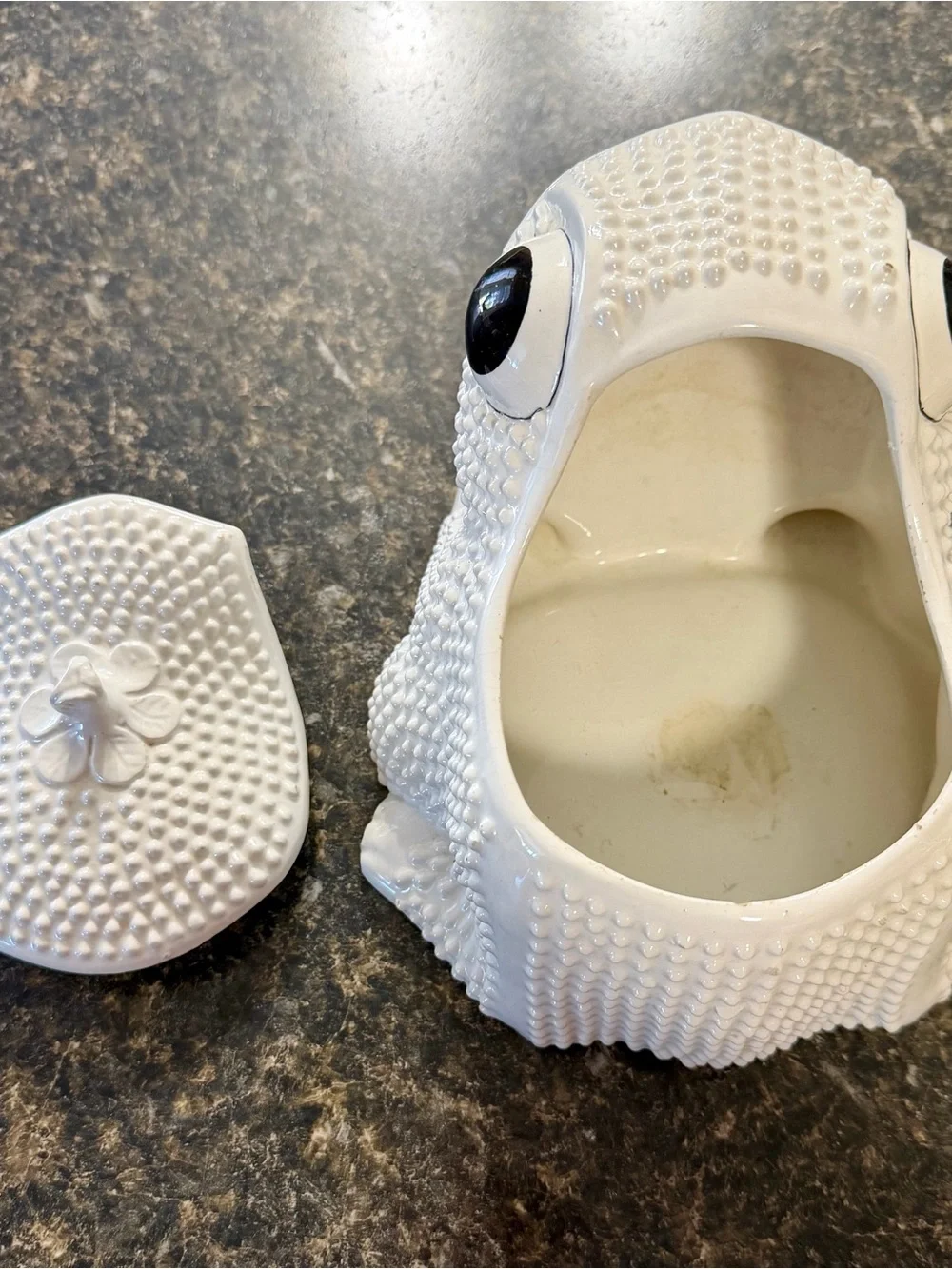 Vintage Italian ceramic hobnail frog cachepot with lid